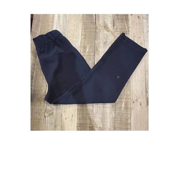 Lululemon Women’s On The Fly Cropped Drawstring Pants 23" | True Navy | Size 2 - Picture 4 of 15